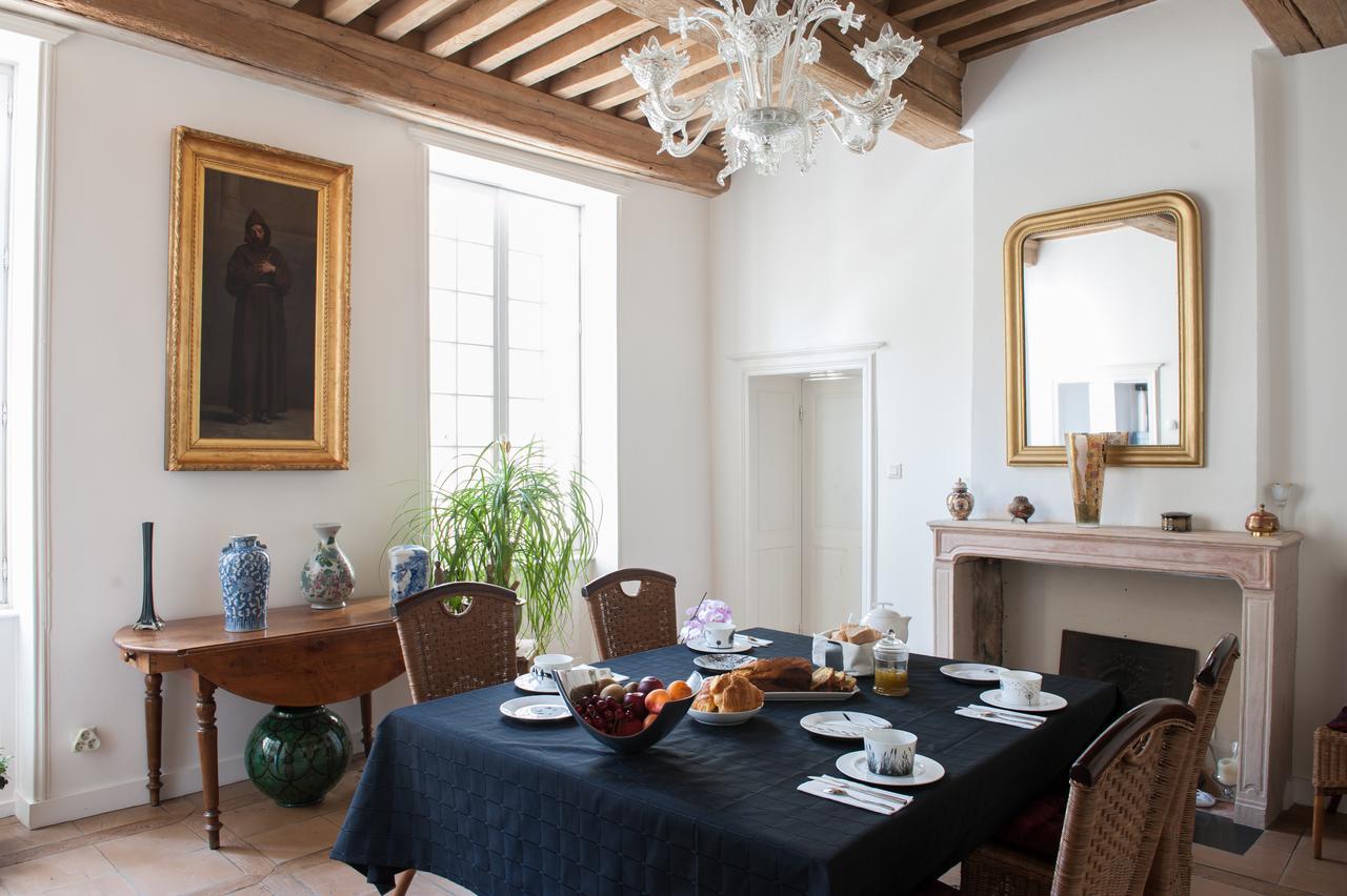Aux Portes D'Honneur Cluny Eksteriør bilde